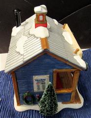 LOT 7 ORIGINAL DICKENS DEPT 56 SNOW VILLAGE - LOT INCLUDES: ROUND LAKE RINK - AL